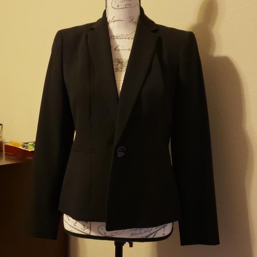 Black Kasper blazer
